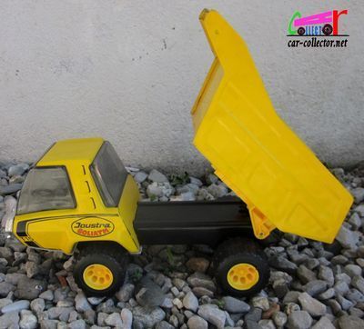 camion-benne-chantier-goliath-joustra-jaune-longueur-60cm