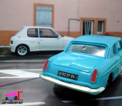 peugeot-coupe-404-peinture-bleu-turquoise-les-miniatures-de-norev