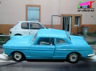 peugeot-coupe-404-1963-peinture-bleu-turquoise-les-miniatures-de-norev