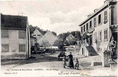 cpa-badevel-la-femme-et-ses-deux-filles