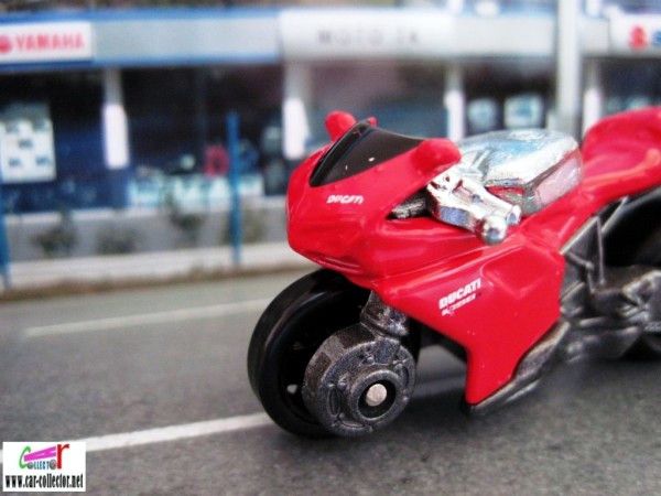 moto-ducati-1098r-rouge-hw-premiere-hot-wheels