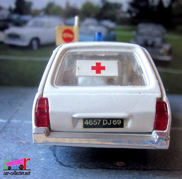 peugeot-504-break-ambulance-municipale-solido-1-43
