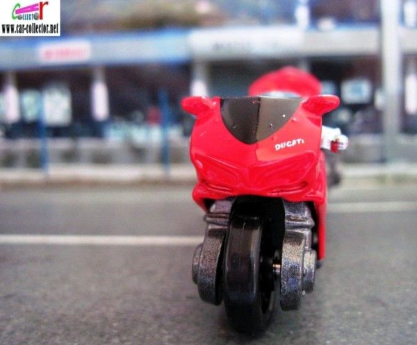 moto-ducati-1098r-rouge-hw-premiere-hot-wheels