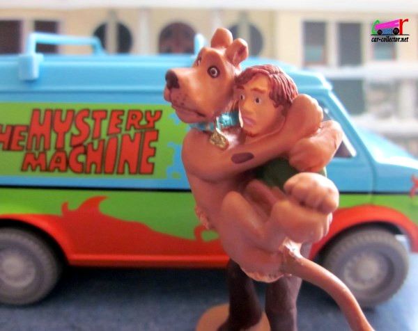 scooby-doo-the-mystery-machine-dessin-anime-corgi-1-36