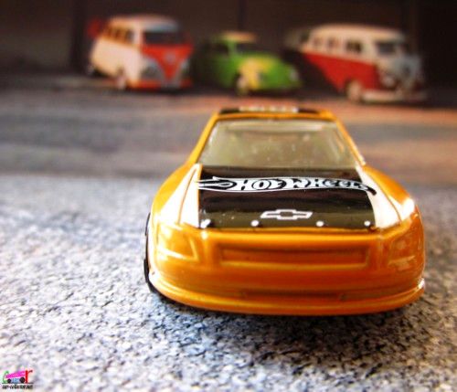 chevy-impala-danica-patrick-nascar-faster-than-ever-hot-wheels