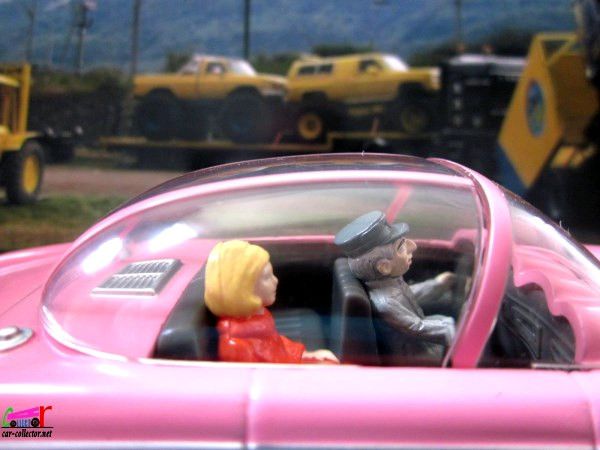rolls-royce-serie-tv-les-sentinelles-de-l-air-les-aventures-de-penelope-the-thunderbirds-corgi-1-36