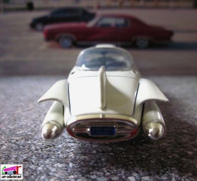 1956-firebird-II-general-motors-norev-scale-1-64