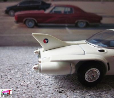 1956-firebird-II-general-motors-norev-scale-1-64