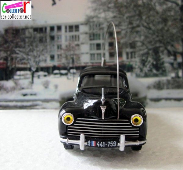 fascicule-4-peugeot-203-fourgonnette-gendarmerie-1954-vehicules-police-gendarmerie-hachette