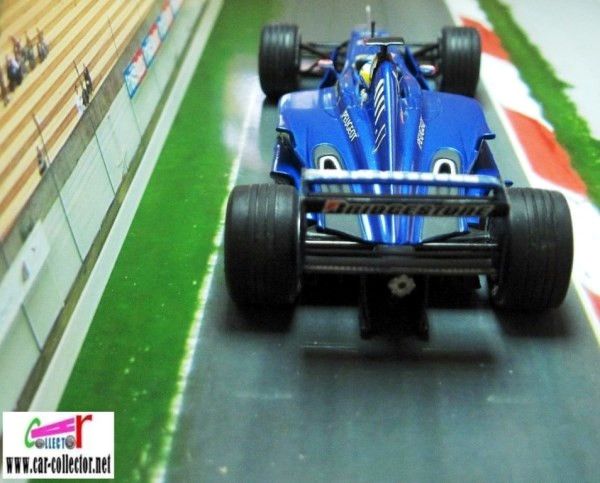 f1-prost-peugeot-ap03-2000-nick-heidfeld-minichamps-paul-models-art-formule-1-alain-prost