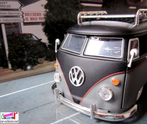 volkswagen-combi-pick-up-double-cabine-pinball-jada-toys-scale-124