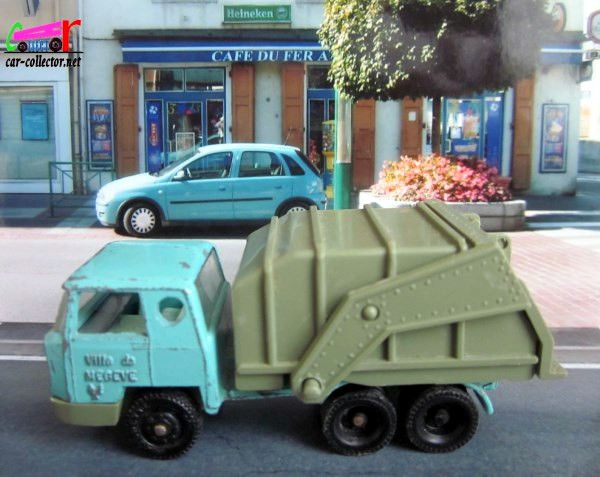 camion-bernard-benne-a-ordures-ville-de-megeve-majorette-rail-route-refuse-truck