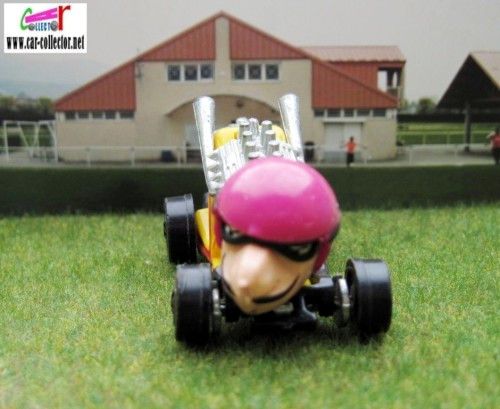 myles-ahead-farbs-series-hot-wheels