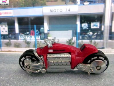 moto-dodge-tomahawk-red-hot-wheels-stars-2007
