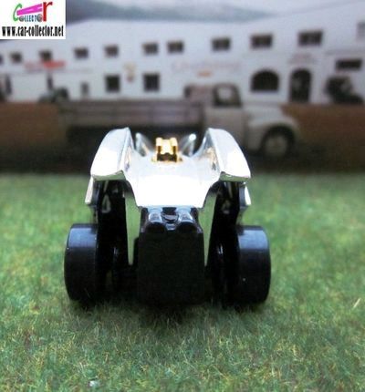 vampyra-argent-hot-wheels-2006