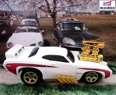 1969-pontiac-gto-the-judge-toon-d-muscle-2010-hot-wheels-tooned