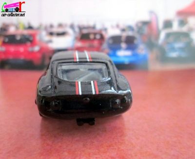 toyota-gt-2000-workshop-hot-wheels