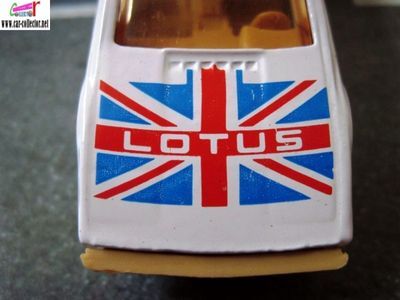 royal-flash-lotus-esprit-1983-hot-wheels-made-in-france