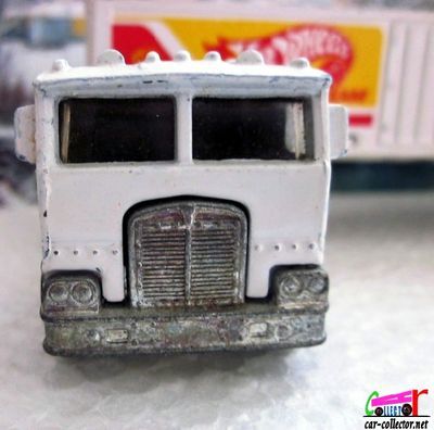 truck-kenworth-trailer-racing-team-steering-rigs-hot-wheels