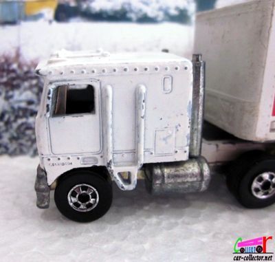 truck-kenworth-trailer-racing-team-steering-rigs-hot-wheels