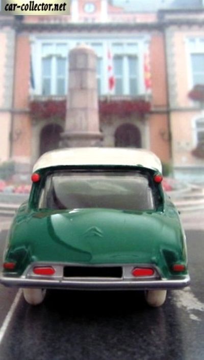 citroen-ds-19-dinky-toys-reedition-atlas-mattel
