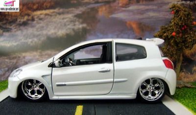 renault-clio-sport-burago-scala-132