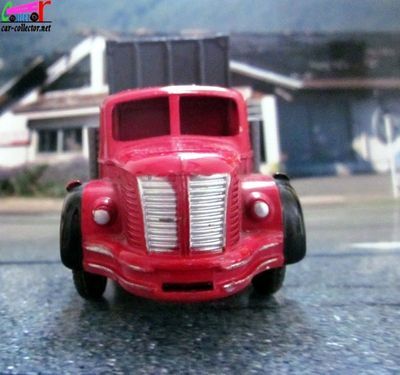 camion-berliet-glr-plateau-container-dinky-toys-meccano-france