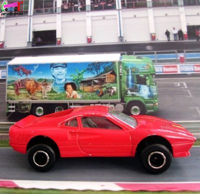 ferrari-gto-majorette