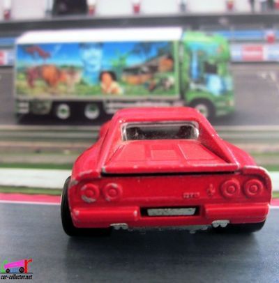 ferrari-gto-majorette