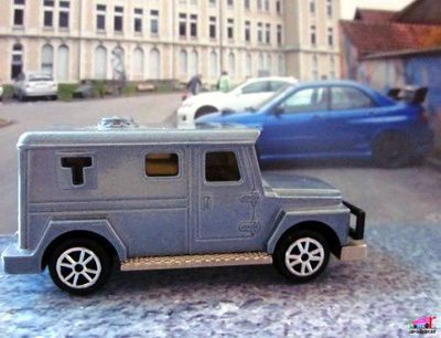 bank-security-majorette-transports-de-fonds
