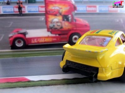 porsche-911-carrera-turbo-majorette