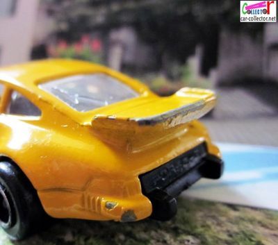 porsche-911-carrera-turbo-majorette
