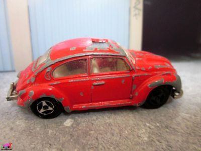 volkswagen-coccinelle-1302-majorette-cibie-ecusson-vw