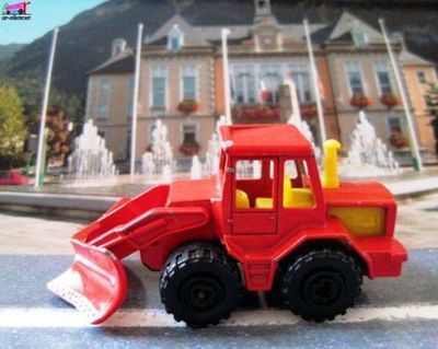tracto-pelle-majorette-tractopelle-majorette