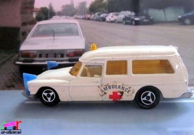 citroen-ds-21-ambulance-majorette-echelle-165