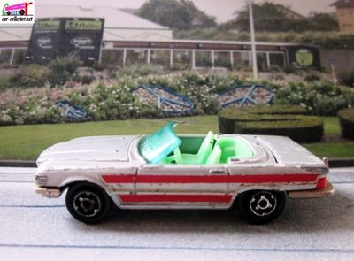mercedes-350sl-cabriolet-majorette
