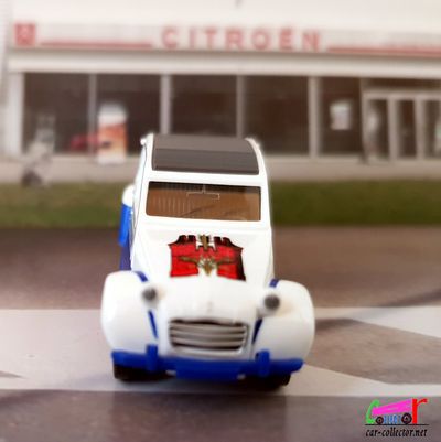 citroen-2cv-feldschlosschen-wiking-ladder-187