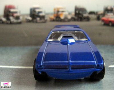 dragster-snake-plymouth-barracuda-funny-car-hot-wheels-2005