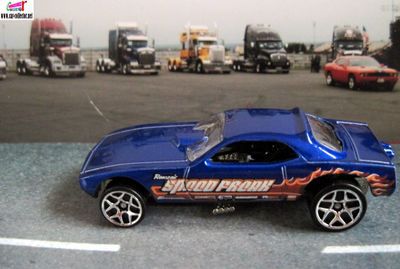 dragster-snake-plymouth-barracuda-funny-car-hot-wheels-2005
