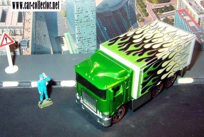 hiway-hauler-green-classics-2007-hot-wheels