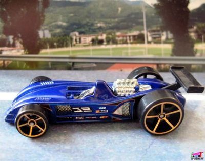 tor-speedo-2006-jantes-fte-hot-wheels