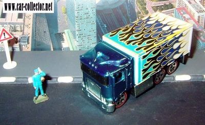 hiway-hauler-blue-classics-2007-hot-wheels