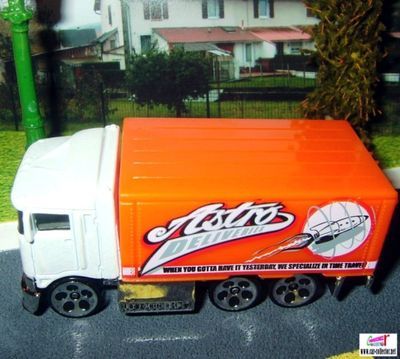 hiway-hauler-astro-work-crewsers-2003-hot-wheels