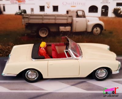 facel-vega-f2-cabriolet-actrice-jean-seberg-solido