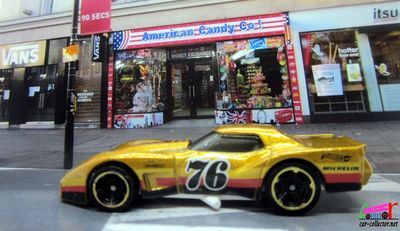 76-greenwood-corvette-race-day-hot-wheels-chevrolet-corvette-greewood-1976