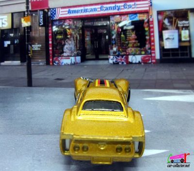76-greenwood-corvette-race-day-hot-wheels-chevrolet-corvette-greewood-1976