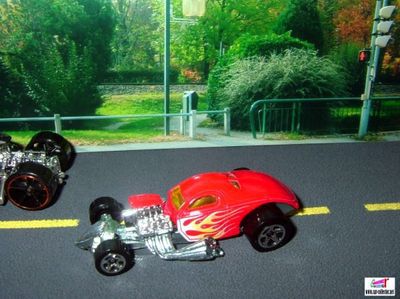 1/4-mile-coupe-lincoln-zephyr-coupe-hot-wheels-hot-rods-2010-138