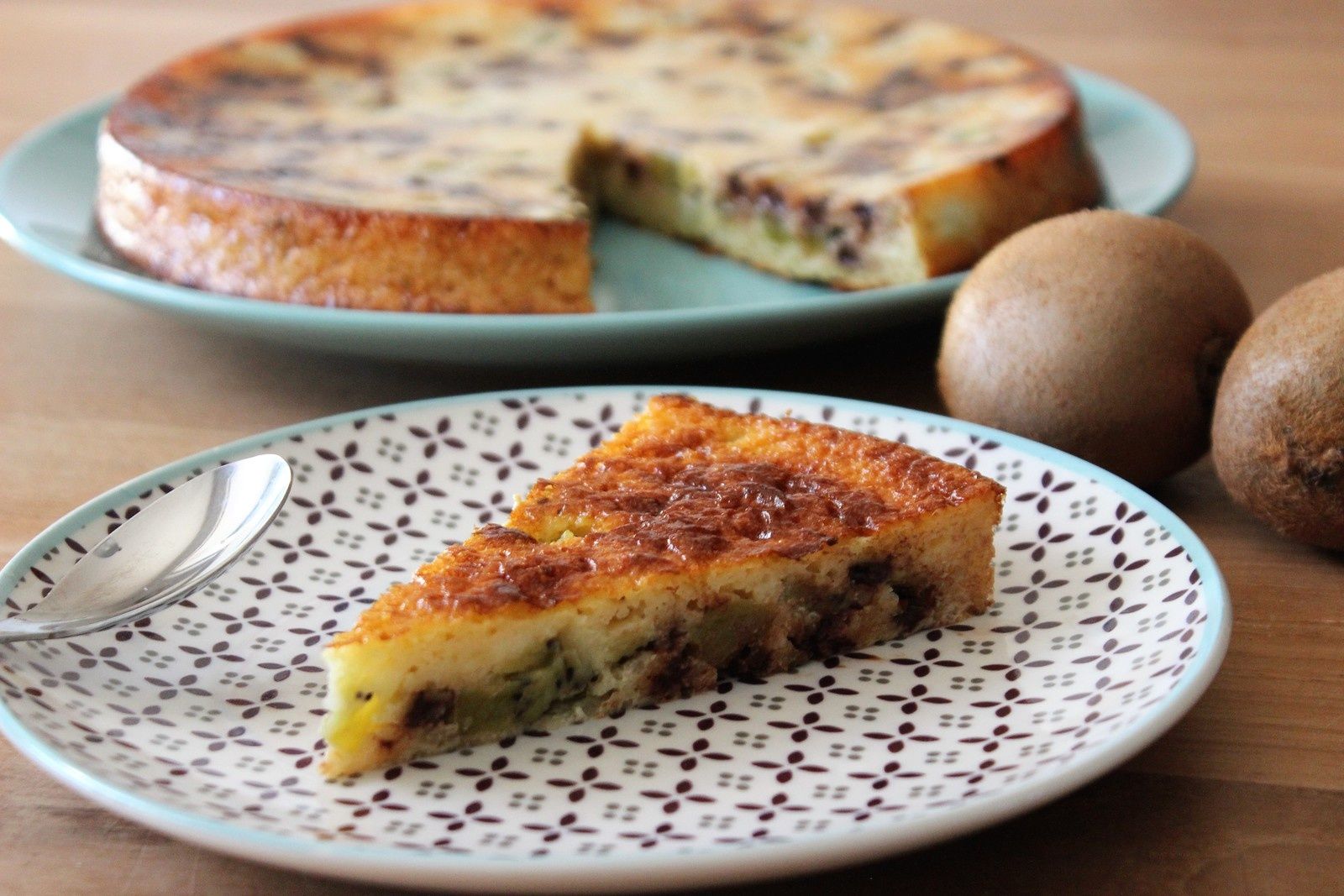 Gateau A La Semoule Kiwi Pepites De Chocolat Les Petits Plaisirs De Doro