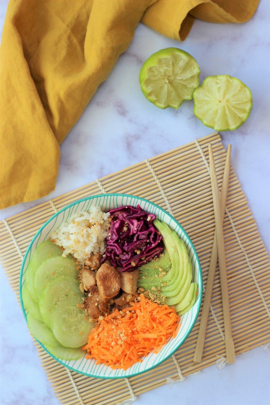 poke bowl poulet cacahuète 