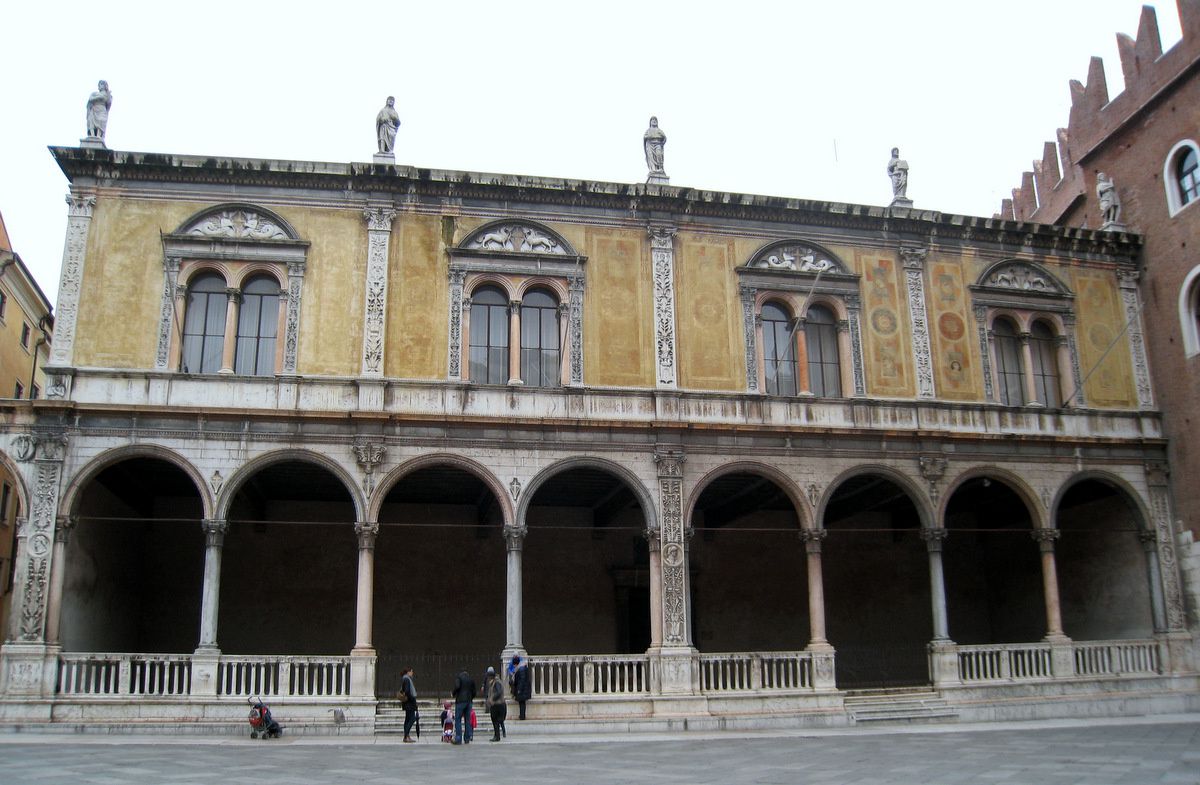 Palazzo di Cansignorio,  siège du pouvoir politique scaligeri et vénitien.
